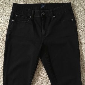 GAP Curvy True Skinny Black Jeans